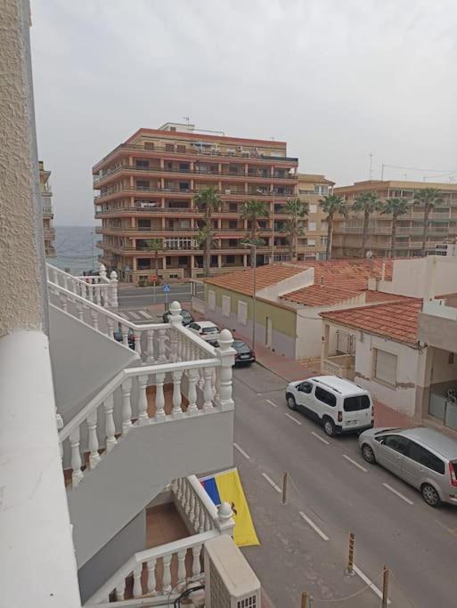 Precioso Piso En Frente Del Mar Leilighet Torrevieja Eksteriør bilde